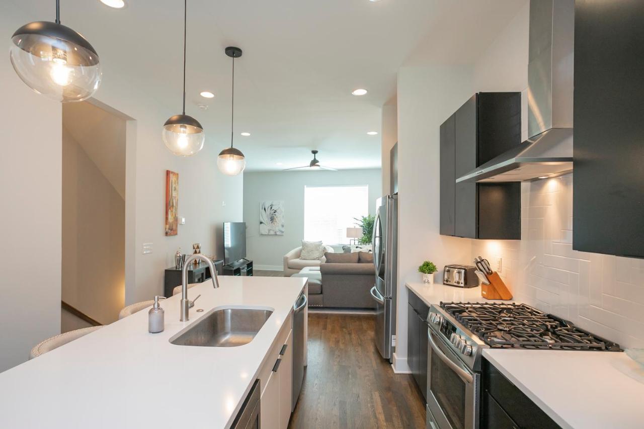 נאשוויל Luxury Townhome Skyline Views Mins To Dt מראה חיצוני תמונה