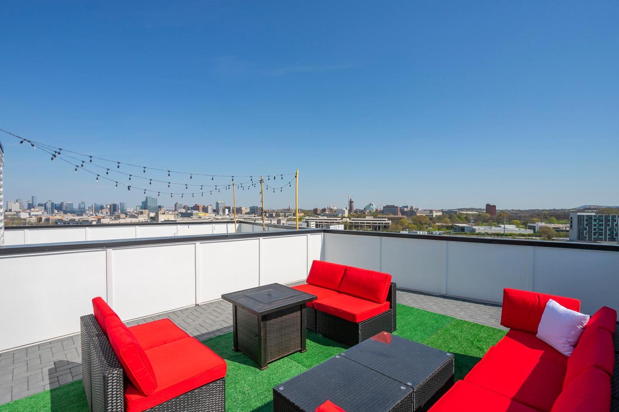 נאשוויל Luxury Townhome Skyline Views Mins To Dt מראה חיצוני תמונה