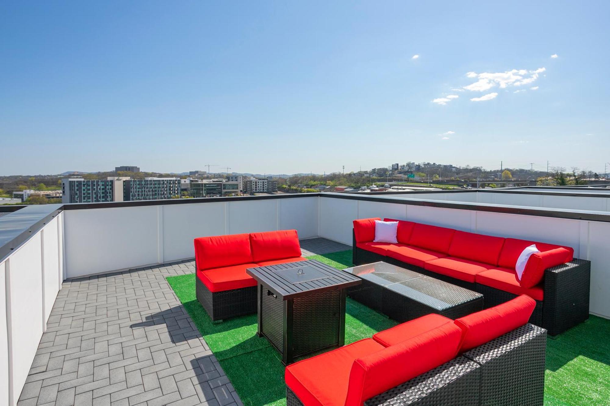 נאשוויל Luxury Townhome Skyline Views Mins To Dt מראה חיצוני תמונה