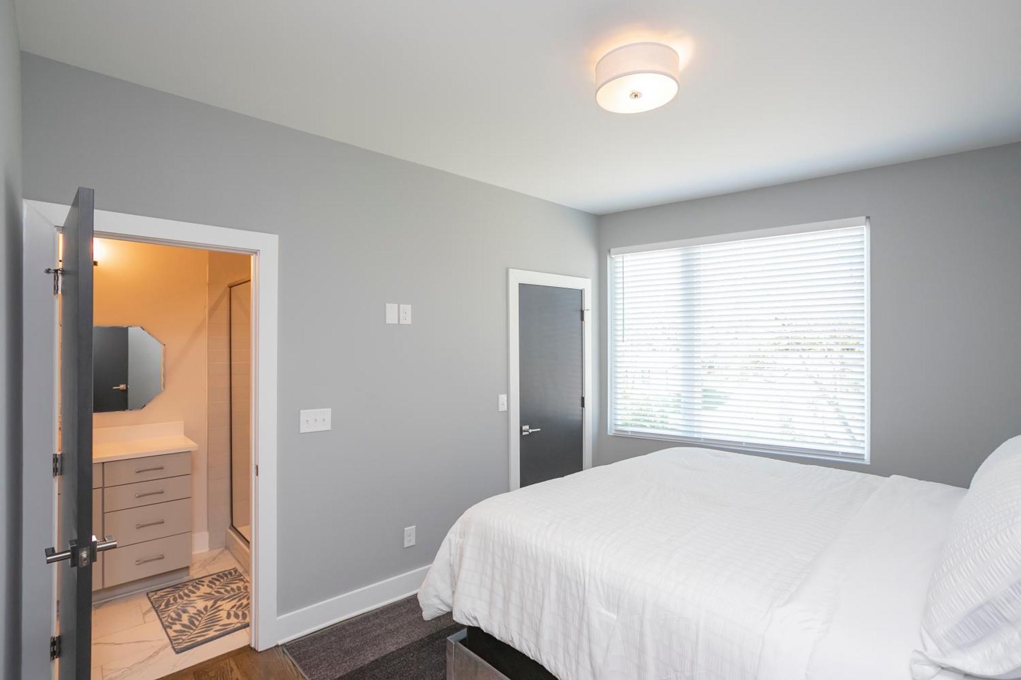 נאשוויל Luxury Townhome Skyline Views Mins To Dt מראה חיצוני תמונה