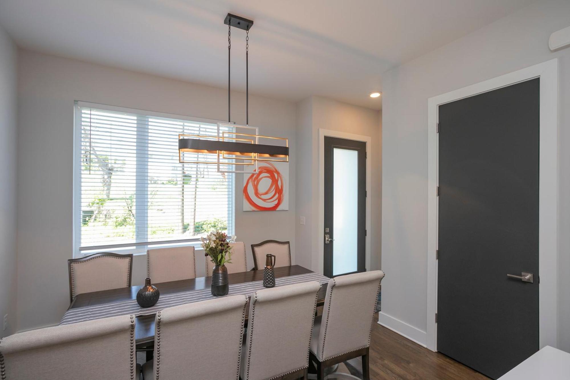 נאשוויל Luxury Townhome Skyline Views Mins To Dt מראה חיצוני תמונה