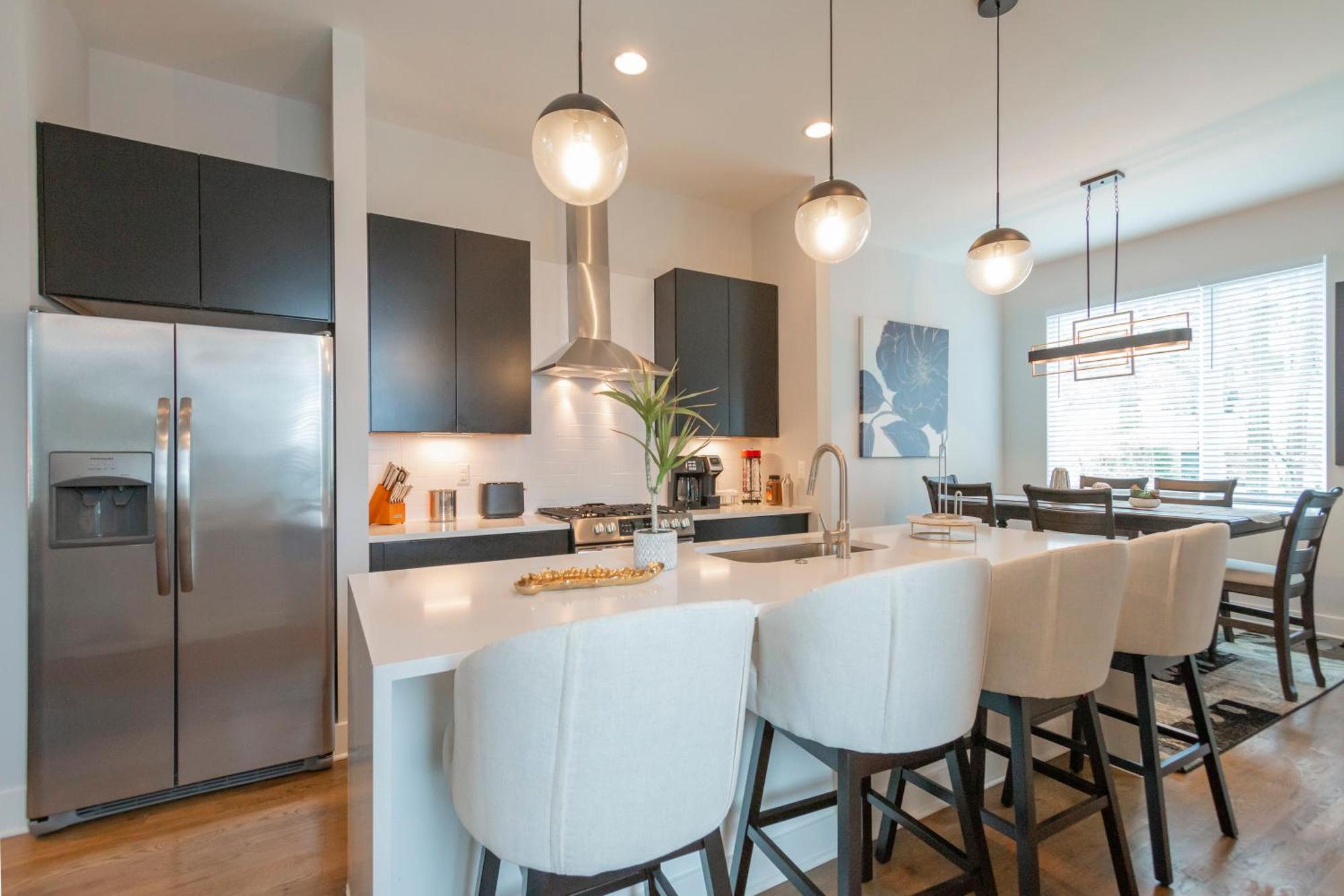 נאשוויל Luxury Townhome Skyline Views Mins To Dt מראה חיצוני תמונה
