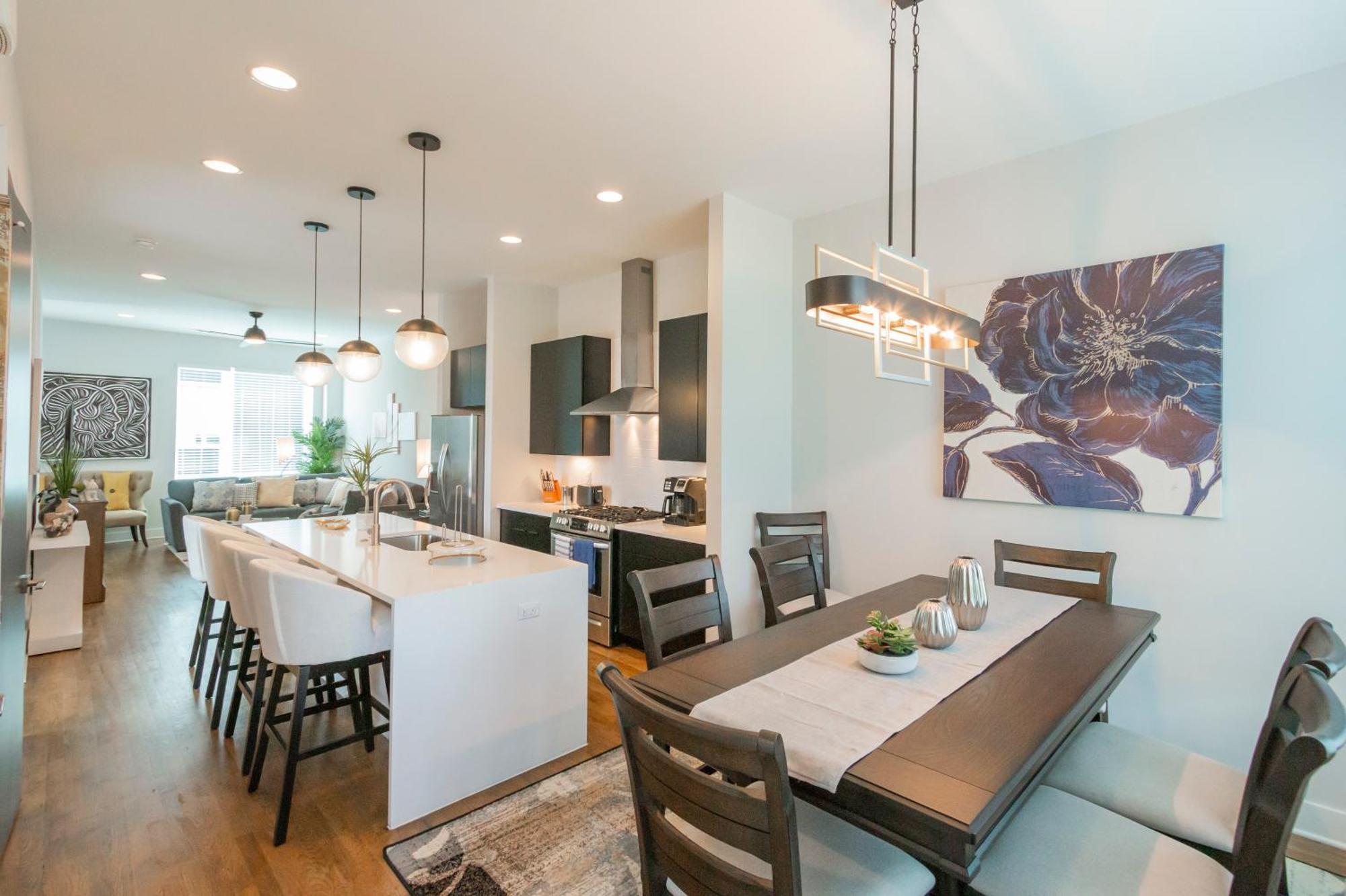 נאשוויל Luxury Townhome Skyline Views Mins To Dt מראה חיצוני תמונה