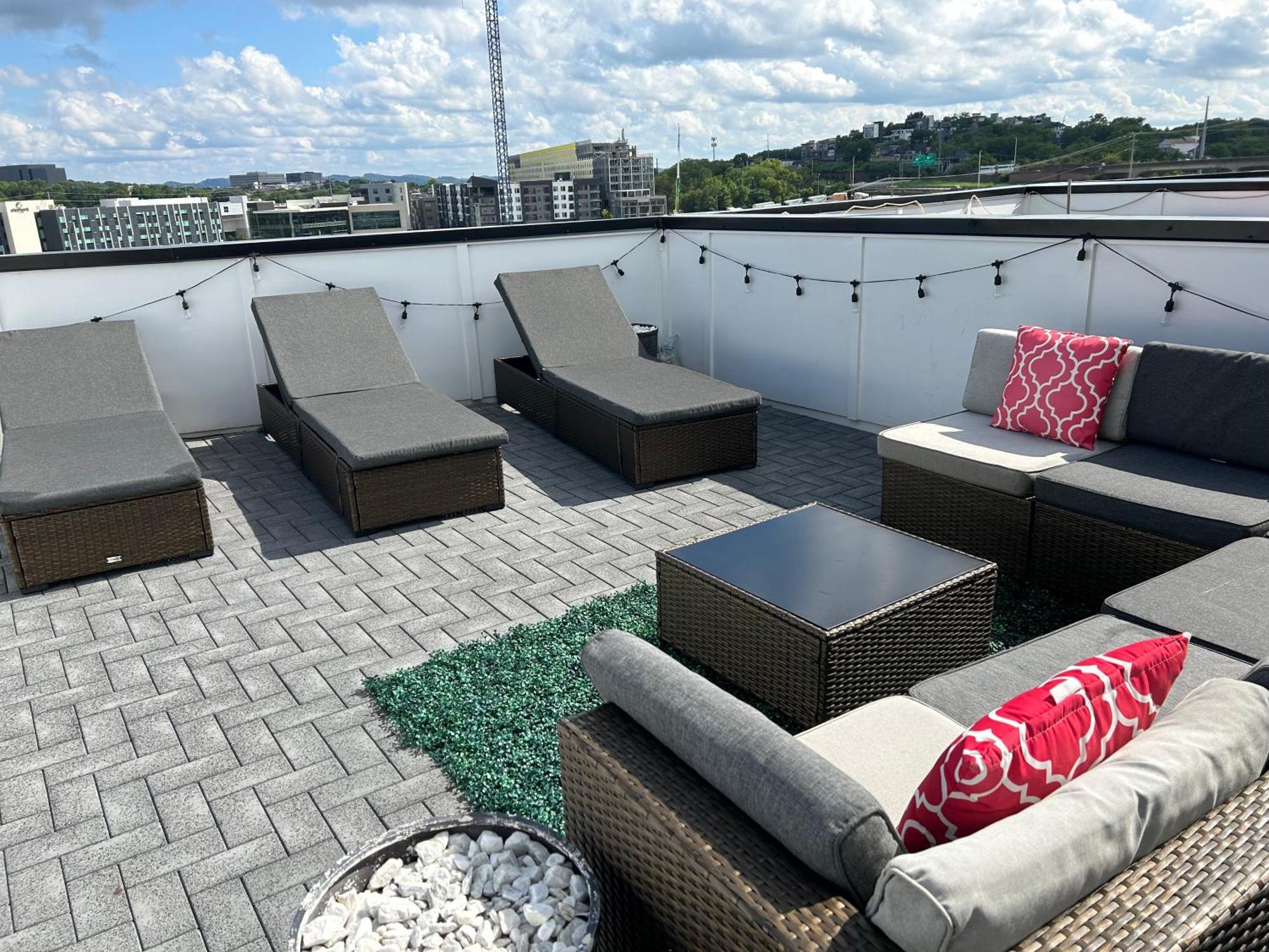 נאשוויל Luxury Townhome Skyline Views Mins To Dt מראה חיצוני תמונה